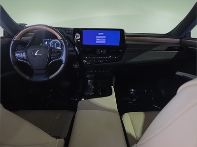 2024 Lexus ES 300h Ultra Luxury