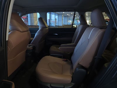 2026 Toyota Grand Highlander Platinum