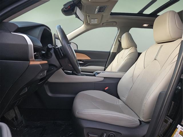 2024 Toyota Grand Highlander Platinum
