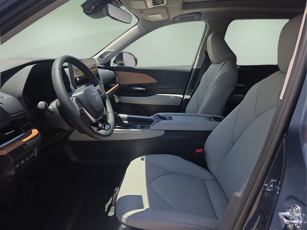 2026 Toyota Grand Highlander Hybrid Limited