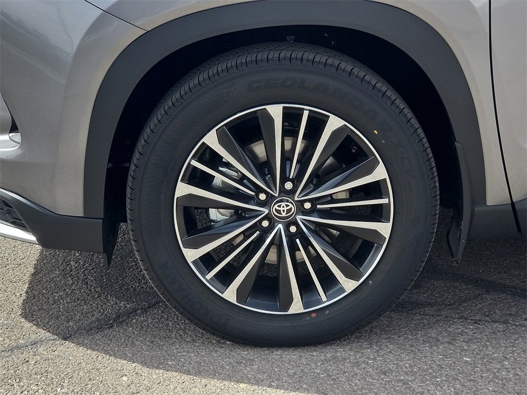 2026 Toyota Grand Highlander Hybrid MAX Platinum
