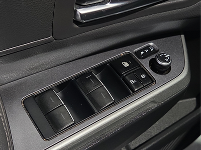 2023 Toyota Sienna XSE 7 Passenger