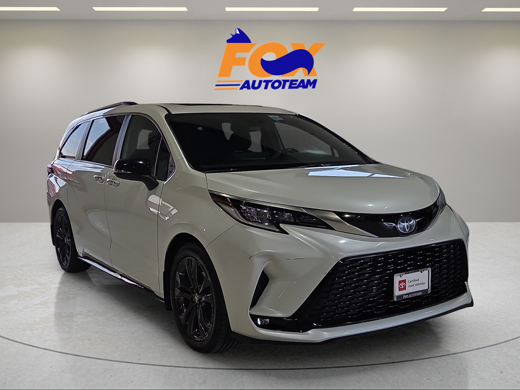 2023 Toyota Sienna XSE 7 Passenger