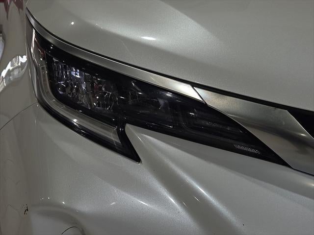 2023 Toyota Sienna XSE 7 Passenger