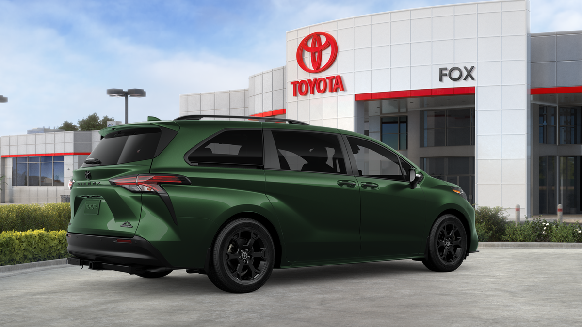 2026 Toyota Sienna Woodland Edition 7 Passenger
