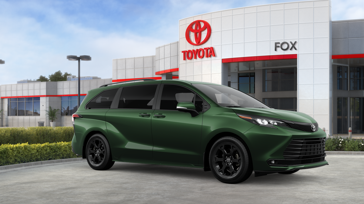 2026 Toyota Sienna Woodland Edition 7 Passenger