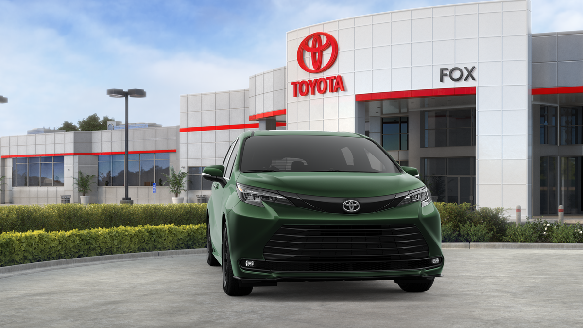 2026 Toyota Sienna Woodland Edition 7 Passenger