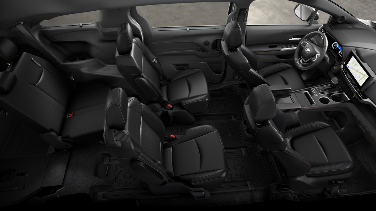2026 Toyota Sienna Woodland Edition 7 Passenger