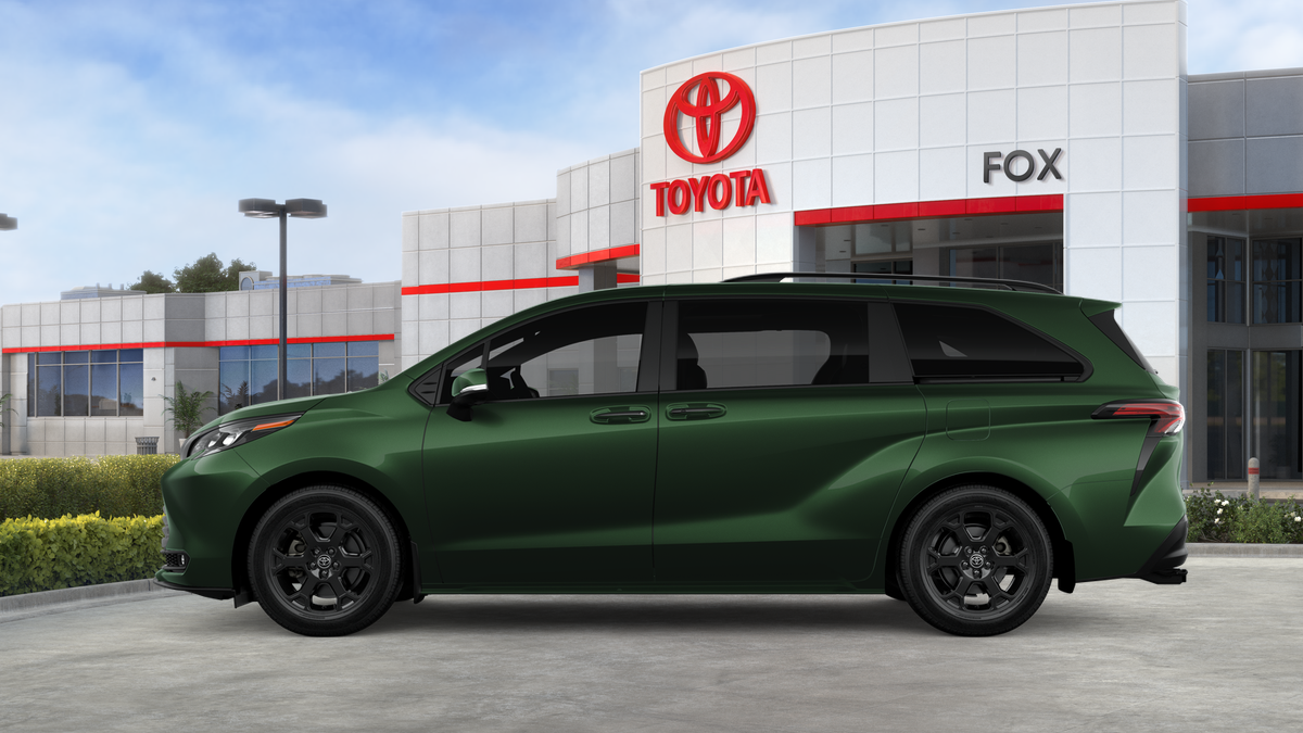 2026 Toyota Sienna Woodland Edition 7 Passenger