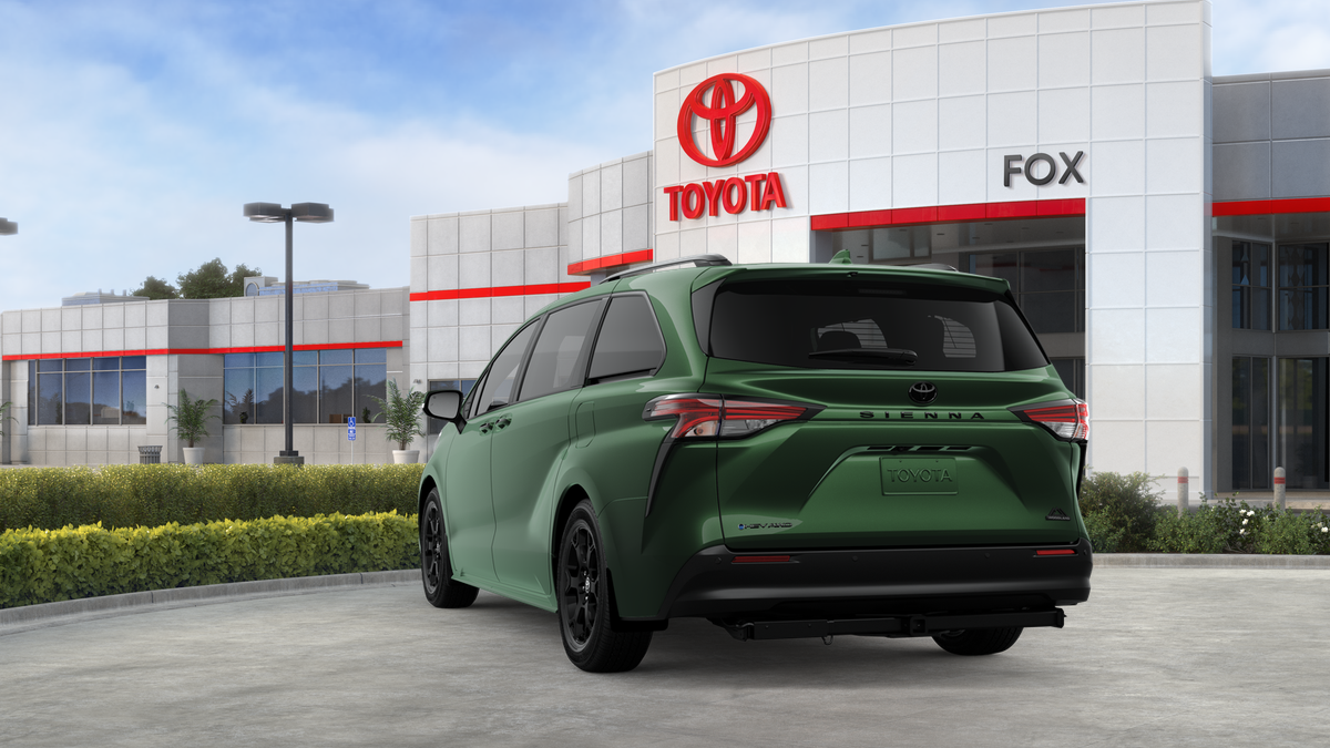 2026 Toyota Sienna Woodland Edition 7 Passenger
