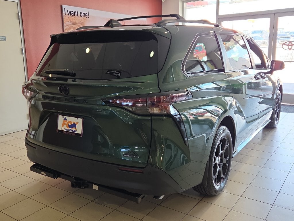 2026 Toyota Sienna Woodland Edition 7 Passenger