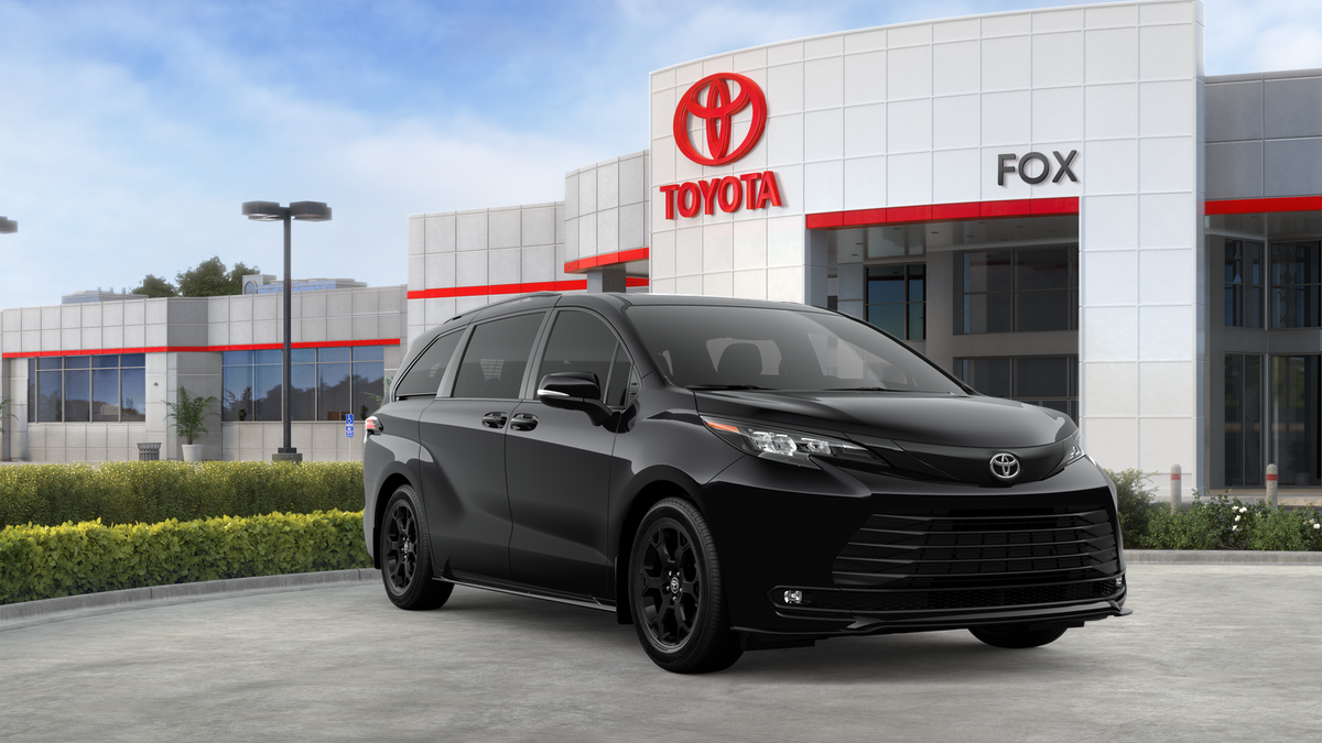 2026 Toyota Sienna Woodland Edition 7 Passenger