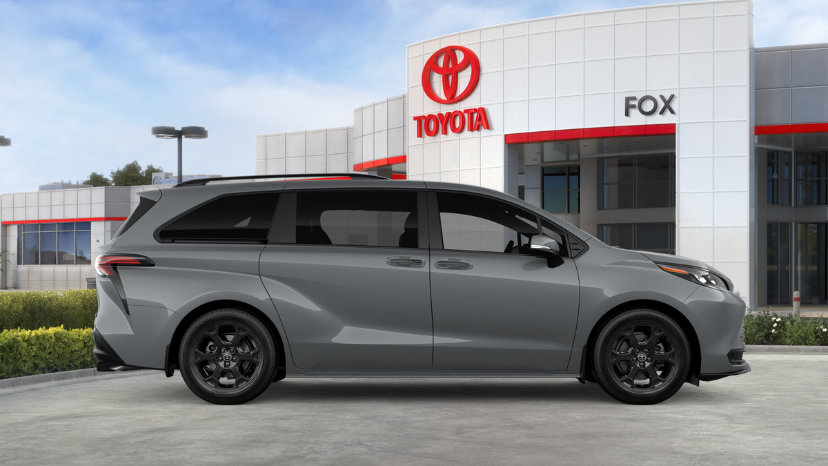 2026 Toyota Sienna Woodland Edition 7 Passenger