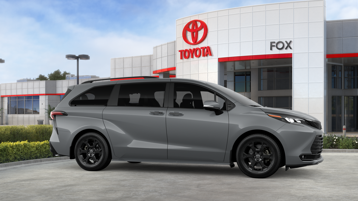 2026 Toyota Sienna Woodland Edition 7 Passenger