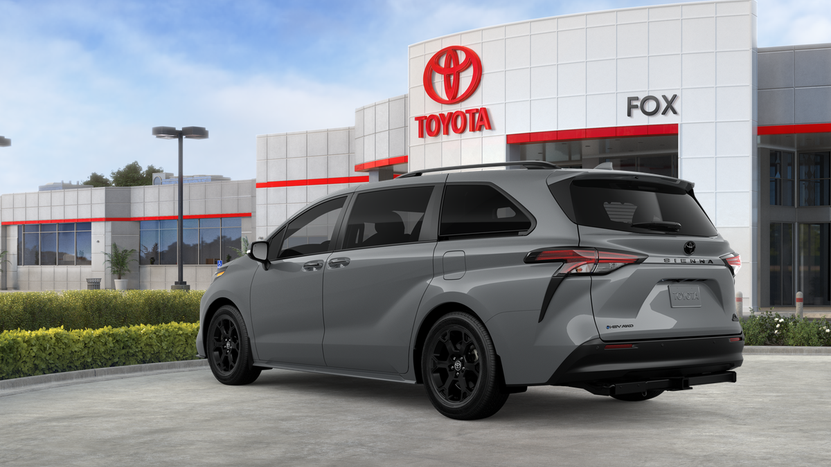 2026 Toyota Sienna Woodland Edition 7 Passenger