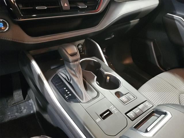 2022 Toyota Highlander L