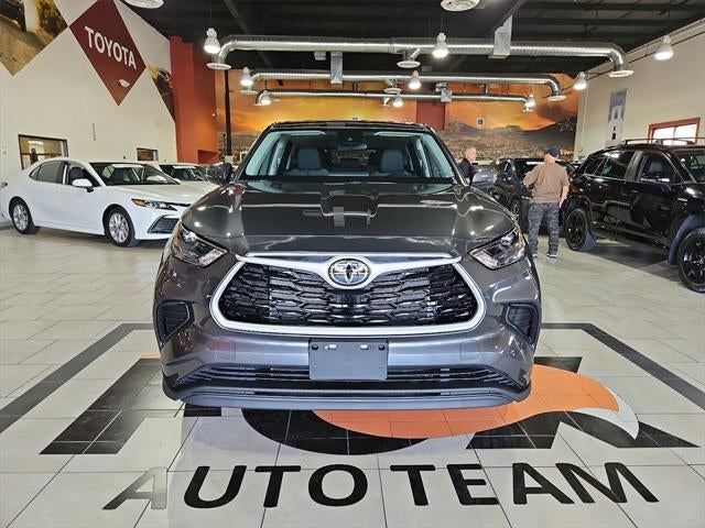 2022 Toyota Highlander L