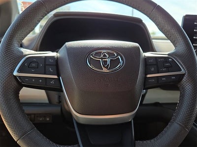 2023 Toyota Sienna Platinum 7 Passenger