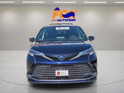 2023 Toyota Sienna Platinum 7 Passenger