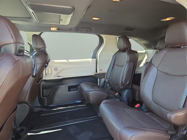 2023 Toyota Sienna Platinum 7 Passenger