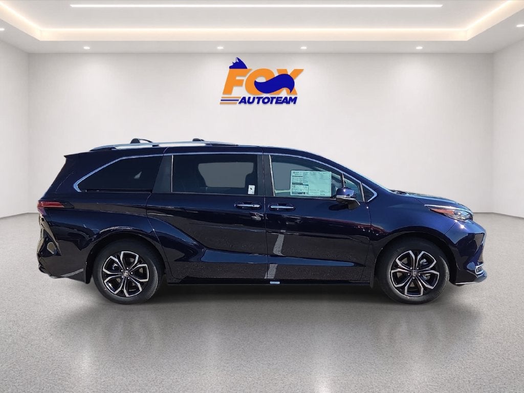 2026 Toyota Sienna Platinum 7 Passenger