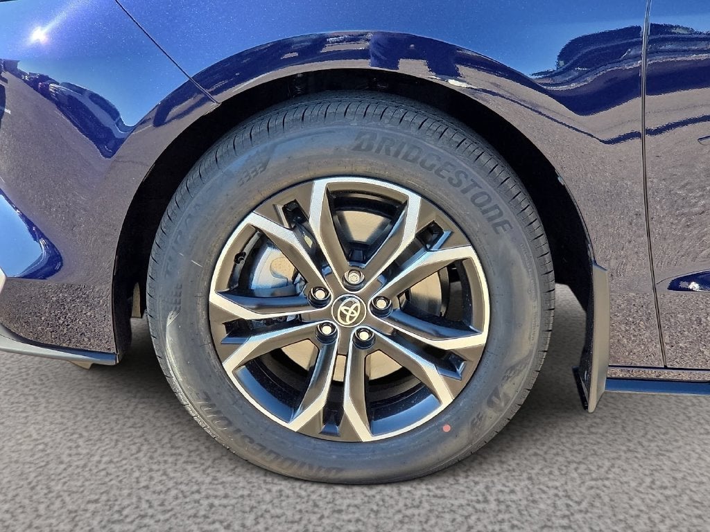 2026 Toyota Sienna Platinum 7 Passenger