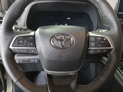 2025 Toyota Sienna Platinum 7 Passenger