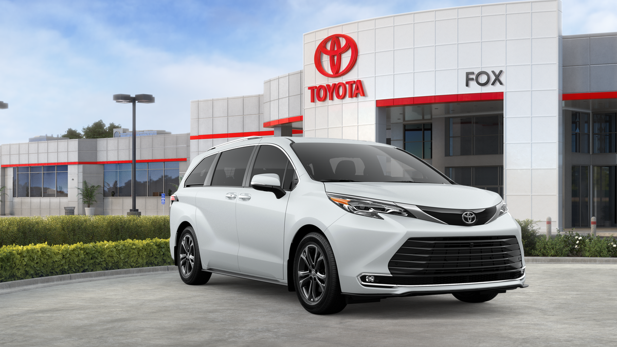 2026 Toyota Sienna Platinum 7 Passenger