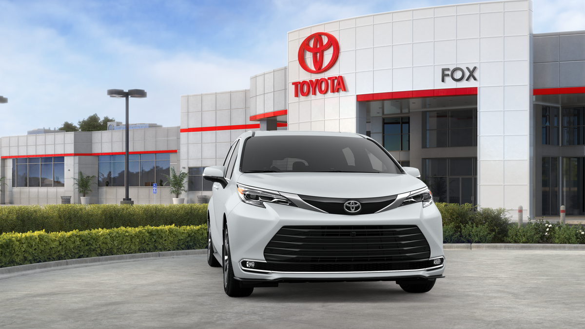 2026 Toyota Sienna Platinum 7 Passenger