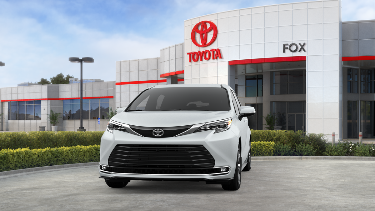 2026 Toyota Sienna Platinum 7 Passenger