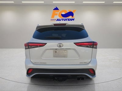 2022 Toyota Highlander XSE
