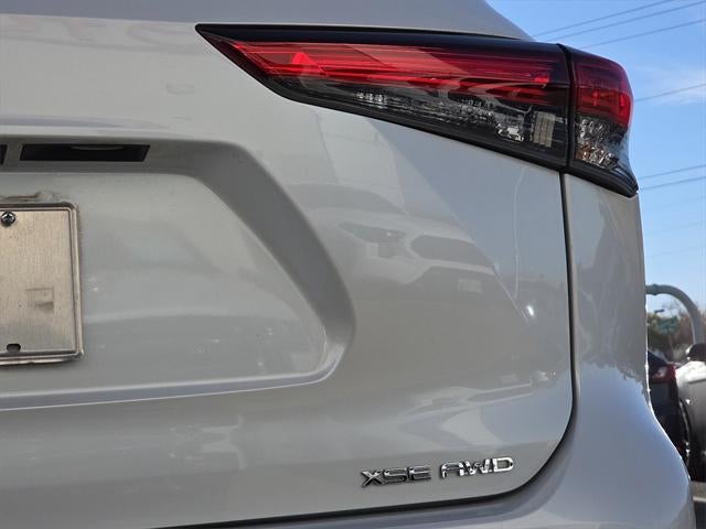 2022 Toyota Highlander XSE