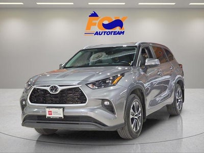 2025 Toyota Highlander Hybrid XLE