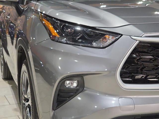 2025 Toyota Highlander Hybrid XLE