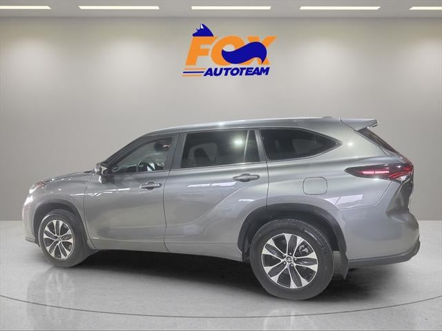 2025 Toyota Highlander Hybrid XLE