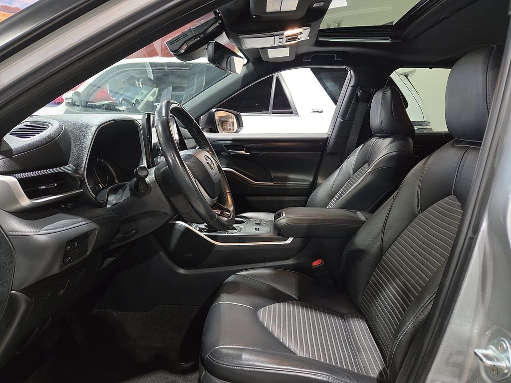 2024 Toyota Highlander XSE