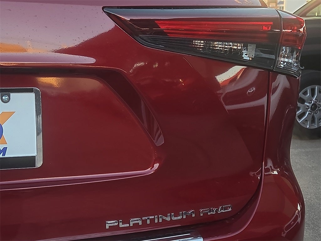 2026 Toyota Highlander Platinum