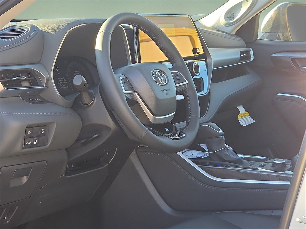 2026 Toyota Highlander Limited