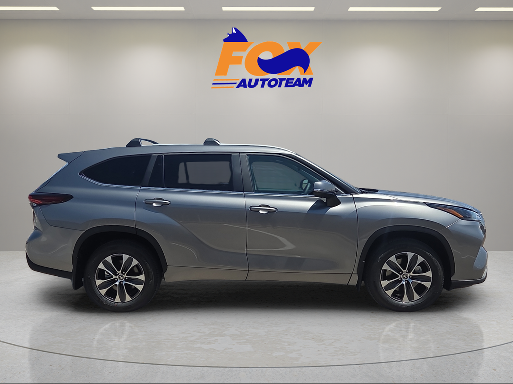 2026 Toyota Highlander XLE