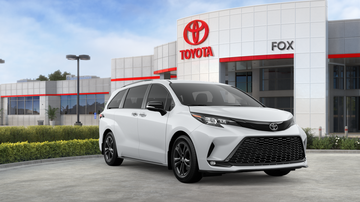 2026 Toyota Sienna XSE 7 Passenger