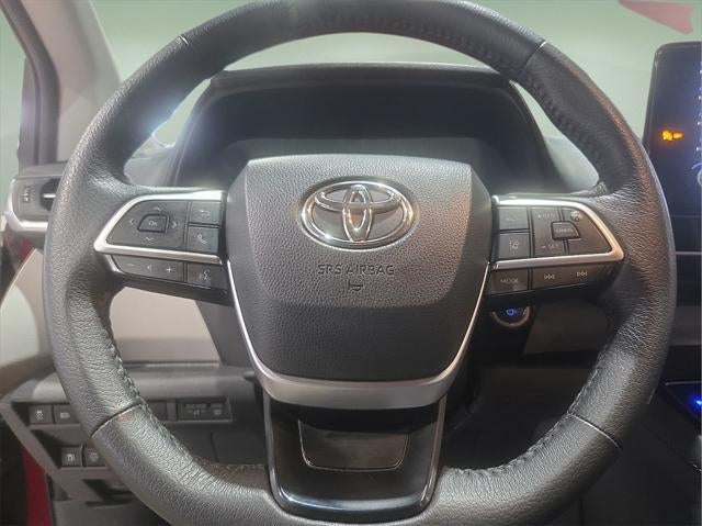 2023 Toyota Sienna XLE