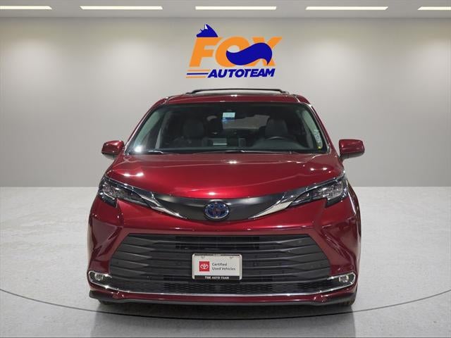2023 Toyota Sienna XLE