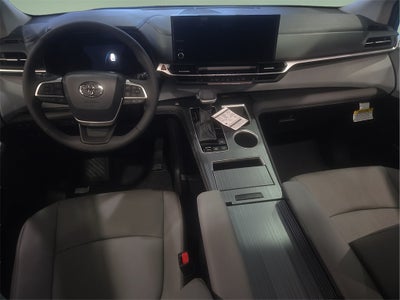 2026 Toyota Sienna XLE 8 Passenger
