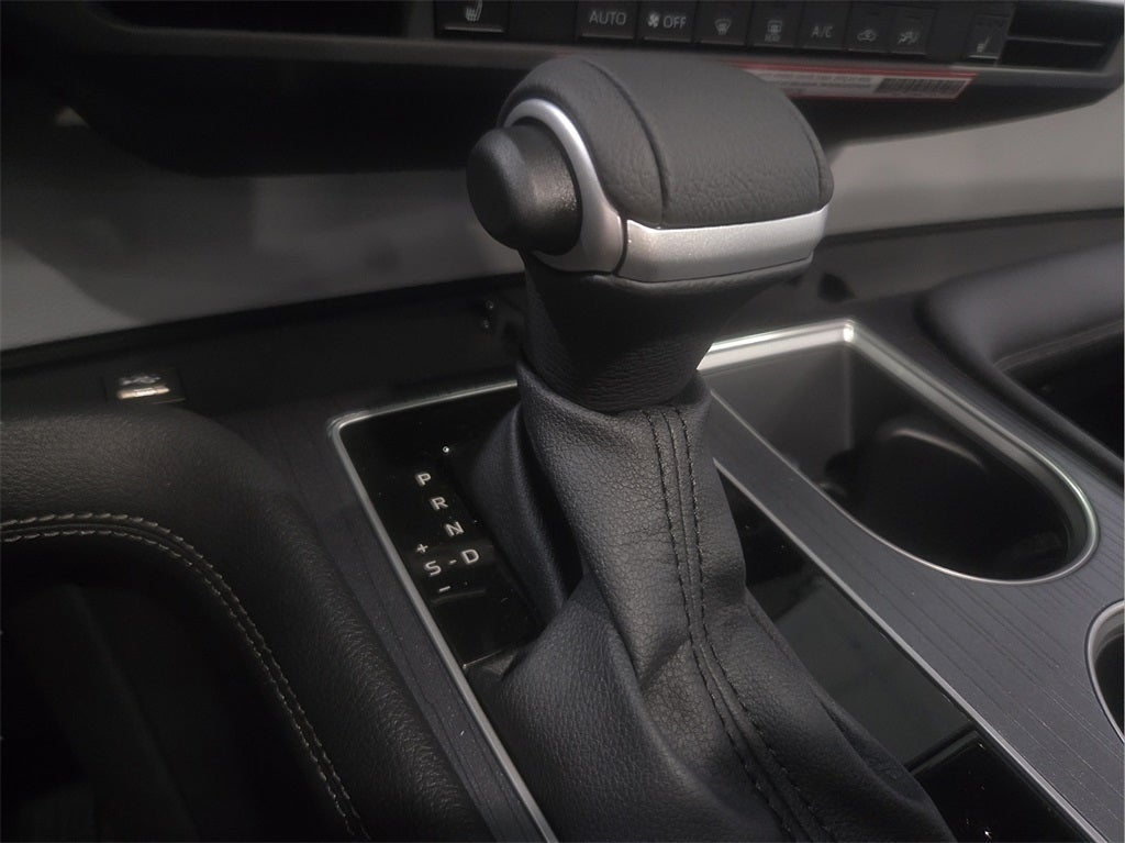 2026 Toyota Sienna XLE 8 Passenger