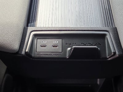2026 Toyota Sienna XLE 8 Passenger
