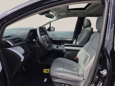 2026 Toyota Sienna XLE 8 Passenger