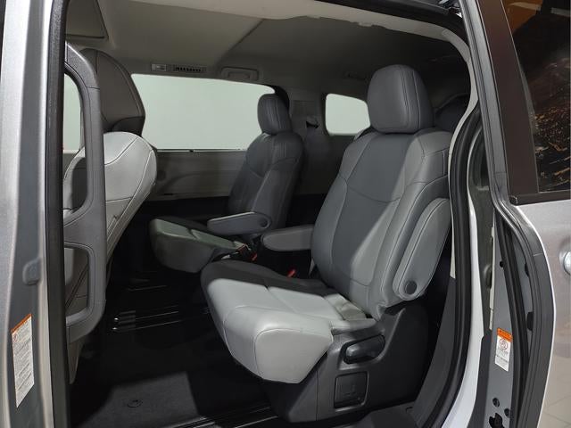 2023 Toyota Sienna XLE 8 Passenger