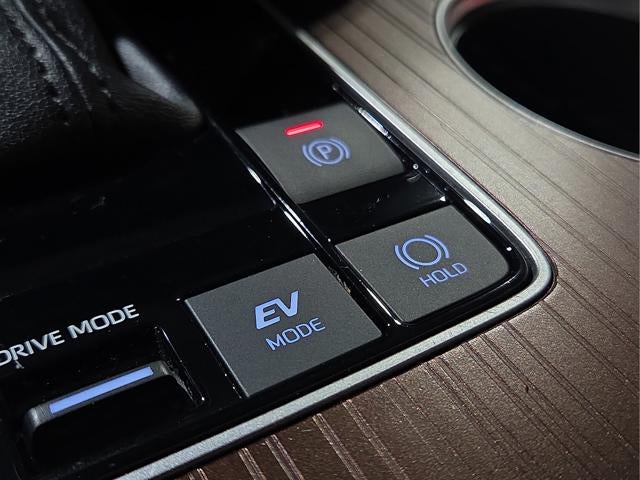 2023 Toyota Sienna XLE 8 Passenger