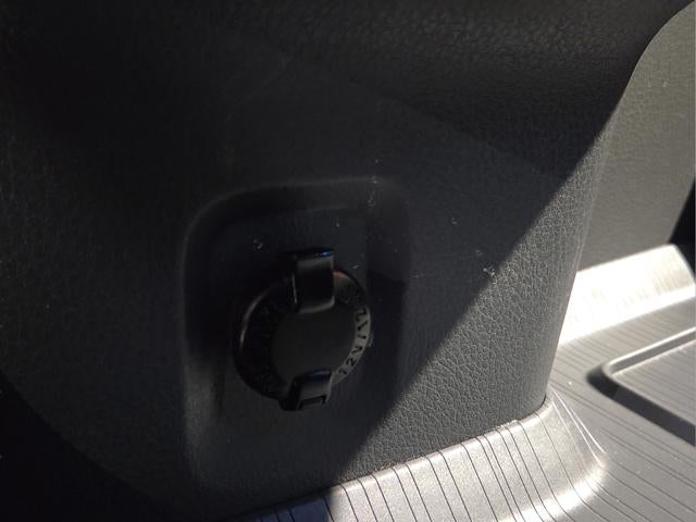 2023 Toyota Sienna XLE 8 Passenger