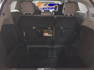 2023 Toyota Sienna XLE 8 Passenger